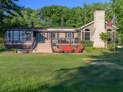 2718 Green Bass Rd