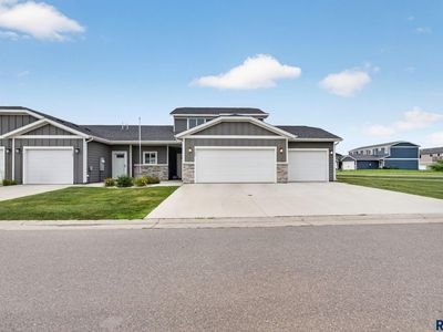 9309 W Ark Pl