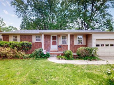 1505 Parklane Dr