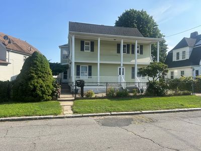 28 Gosnold St
