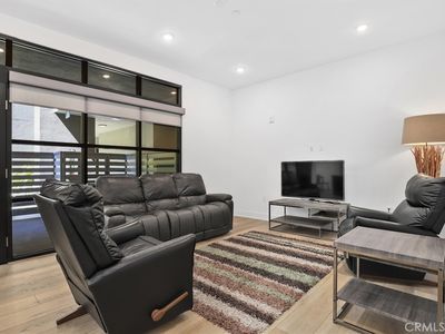 178 S Euclid Ave #106