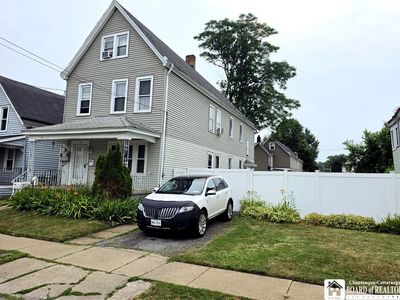 16 Sidway St