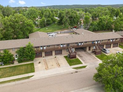 3313 Leland Ln