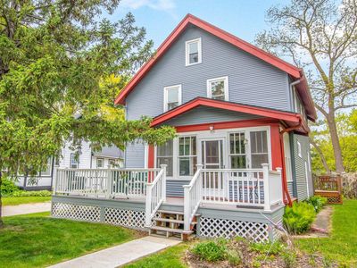 Property at 614 S Silver Lake STREET, Oconomowoc, WI
