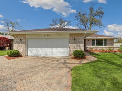 8544 W 143rd Pl