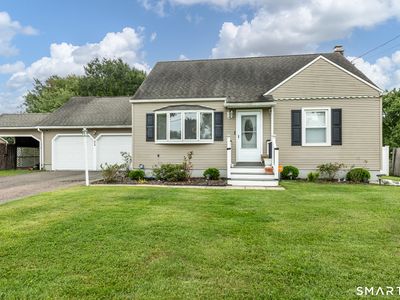 24 Montano Road