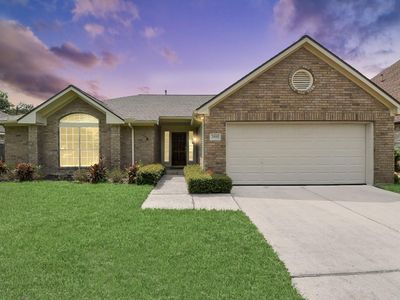 2855 Lake View Dr