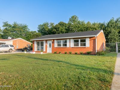 611 Glengarry Dr