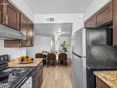1209 N 47TH Place