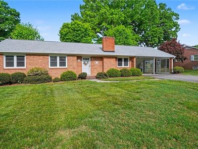 140 Sims Dr