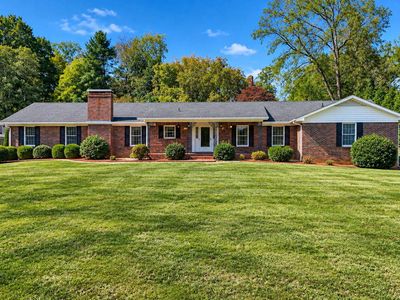 208 Sleepy Hollow Rd