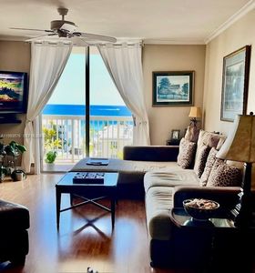 1500 S Ocean Dr APT 9J