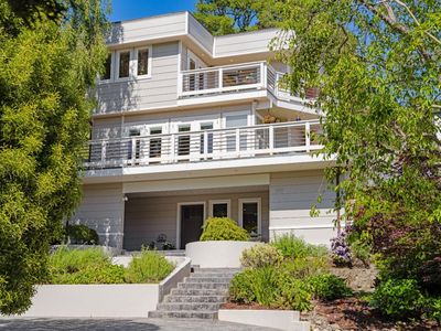 233 Wixon Ave