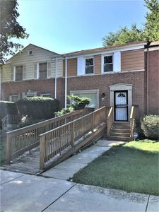 9548 S Euclid Ave