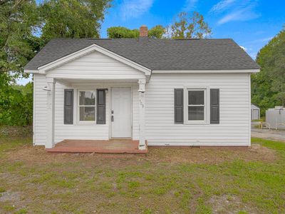 102 Sunset Dr