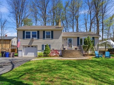 6 Woodport Ave