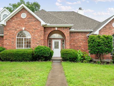 2107 River Crest Cir