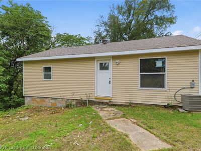 601 Sicard Ave