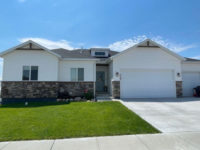 323 Wright Way