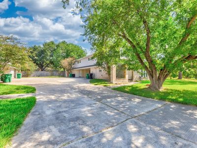 10810 Sugar Hill Dr