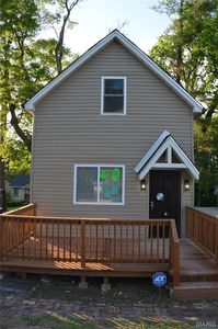 5381 Bermuda Dr