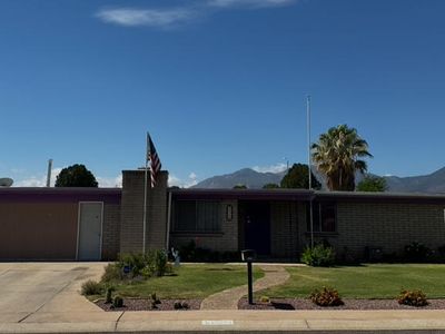 2020 Santa Teresa Dr