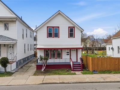 674 Jefferson Ave