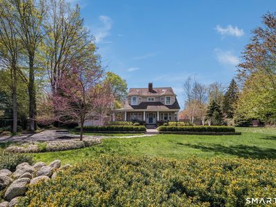 880 Boston Post Road