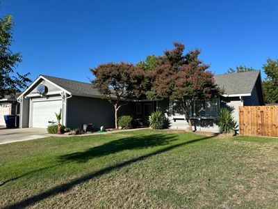 559 S Del Puerto Ave