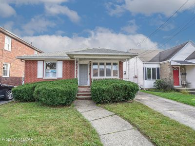 51 Richmont Ave