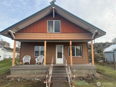 411 S Divisioon Street