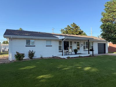1005 Grande Ave