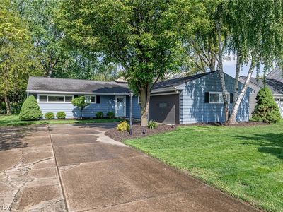 Property at 2666 W Asplin Dr, Rocky River, OH