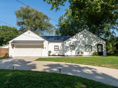 2958 Dean Lake Ave NE