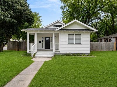 1914 Manila Ave
