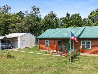 320 E Rooster Hill Rd