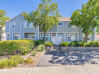 3131 Woods Cir