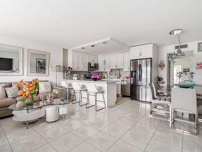 1012 Lincoln #1012