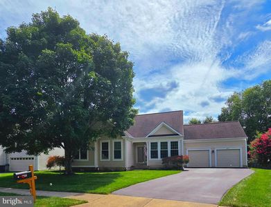 Property at 9405 Luke Dr, Manassas Park, VA