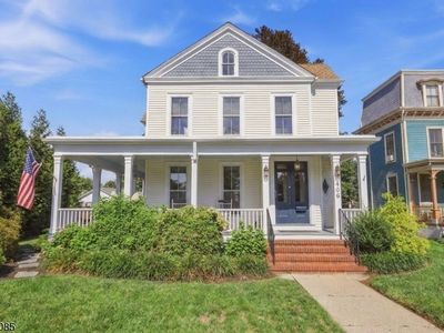 406 W Moore St