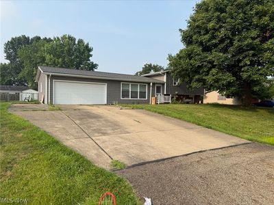 5364 Pisces St SW