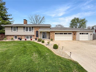 2613 Paradise Rd