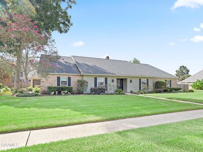 101 Chatwood Cir
