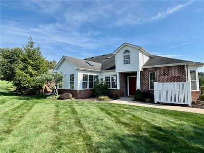 2902 Ambassador Ln