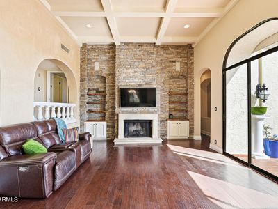 3800 E LINCOLN Drive #6