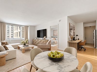 220 E 65th St APT 8J