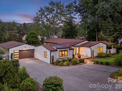 28 Forest Rd