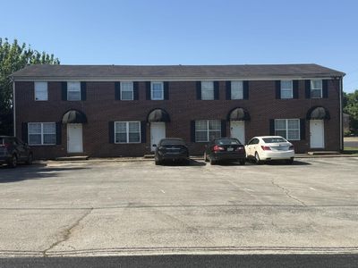554 Lost Woods Ave