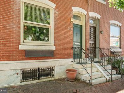 2424 Lombard St