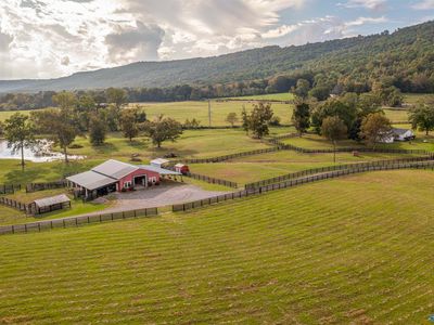 4892 Crawfords Cove Rd